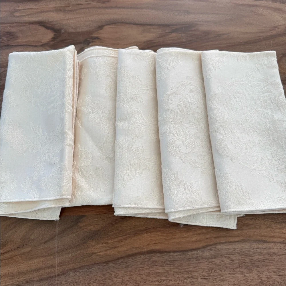 Linen Napkins Set of 5 light ivory fancy dinner dining home decor Victorian